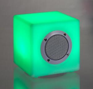 Lampa LED cu difuzor Bluetooth, Bizzotto Cube, 7 culori, cablu USB + telecomanda, 15x15x15 cm