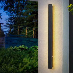 Lampa de perete pentru exterior HMAKGG, aluminiu/acrilic, LED, 3000K, 45 W, 150 cm
