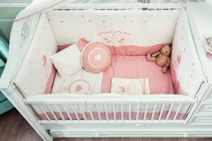 Set de dormit pentru bebelusi cu protectie laterala, Romantic Baby (75x115 Cm), Çilek, Bumbac